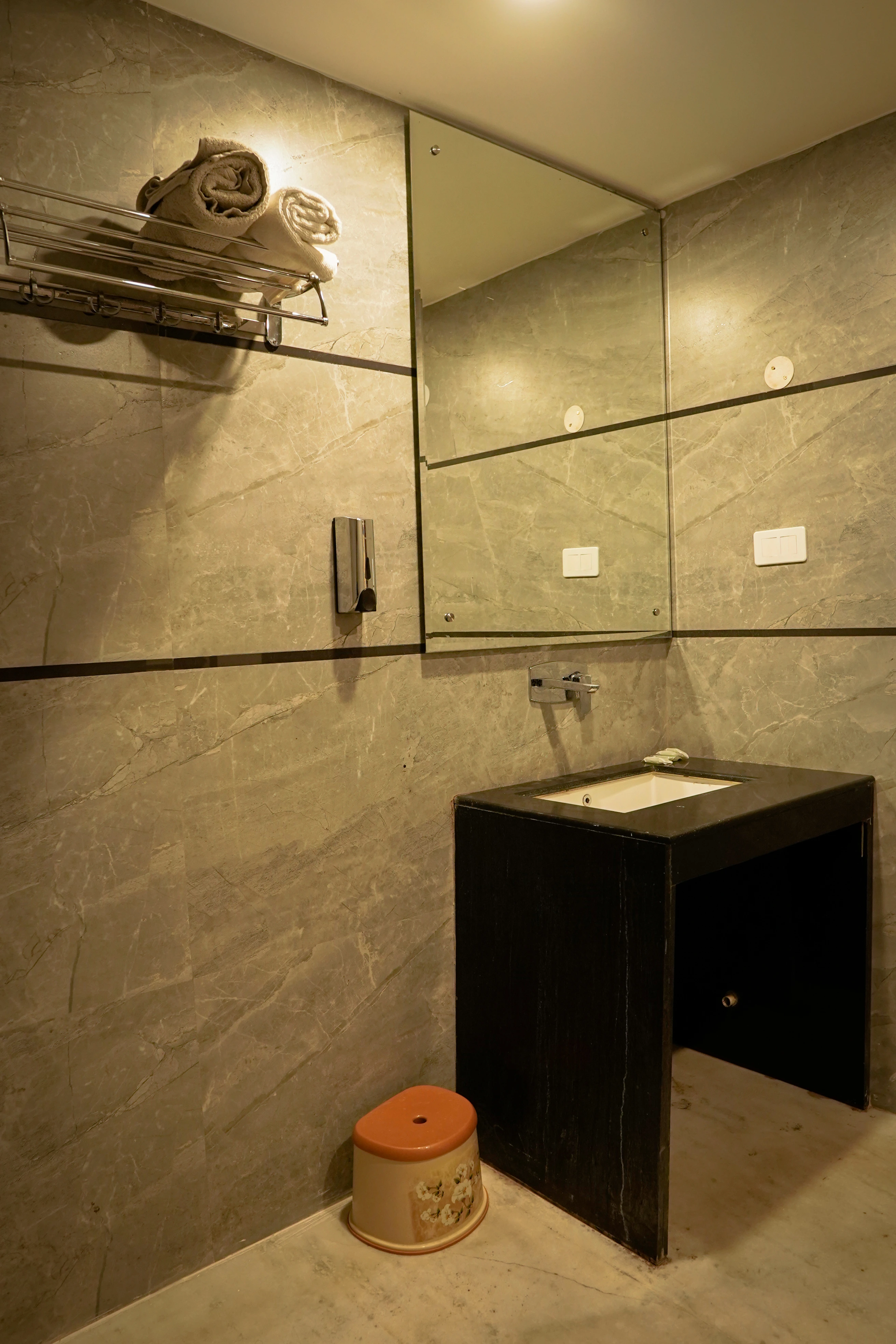 Premium Room washroom with premium toiletries and towels